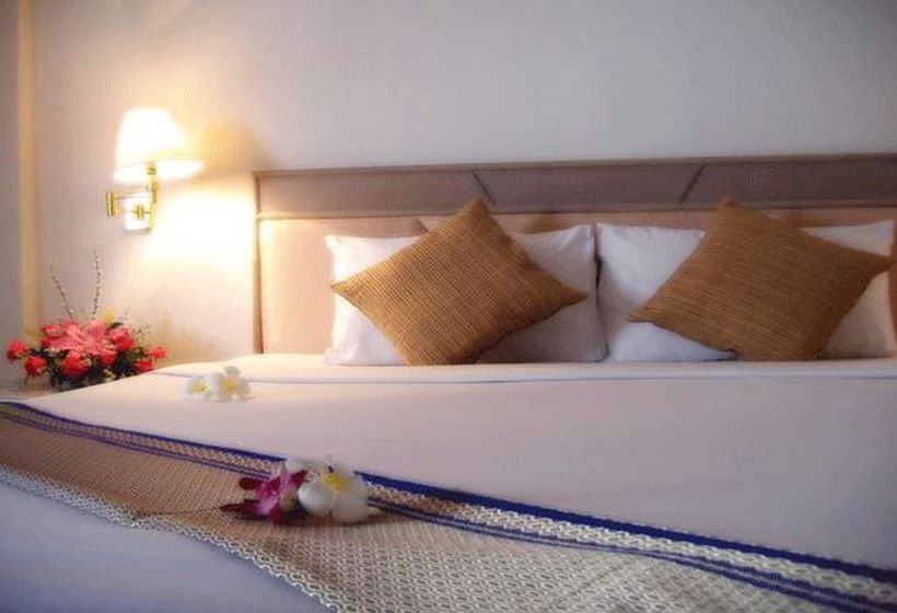 Hotel The Airport 14