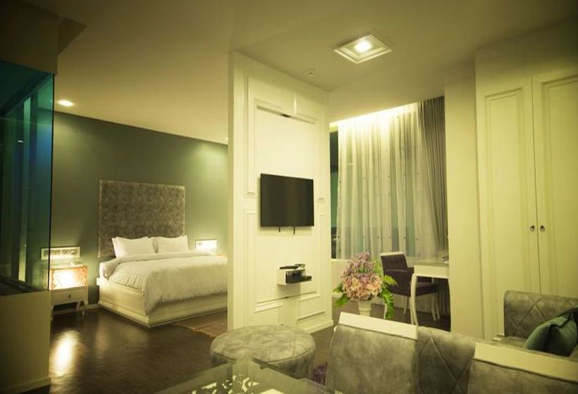 Hotel The Beverly Hills 9