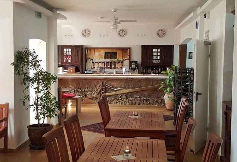 Hotel Porta Colonia 12