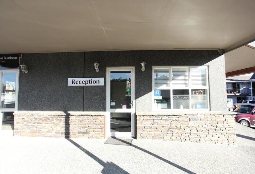 Hotel Aspen On King 9