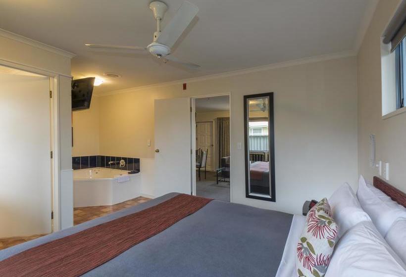 Hotel Gateway Motor Inn 3