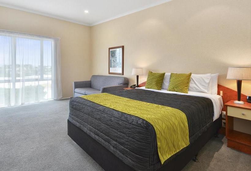 Hotel Aristotles North Shore 1