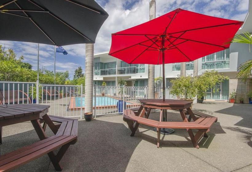 Hotel Aristotles North Shore 11