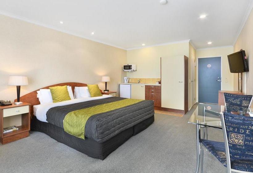 Hotel Aristotles North Shore 14