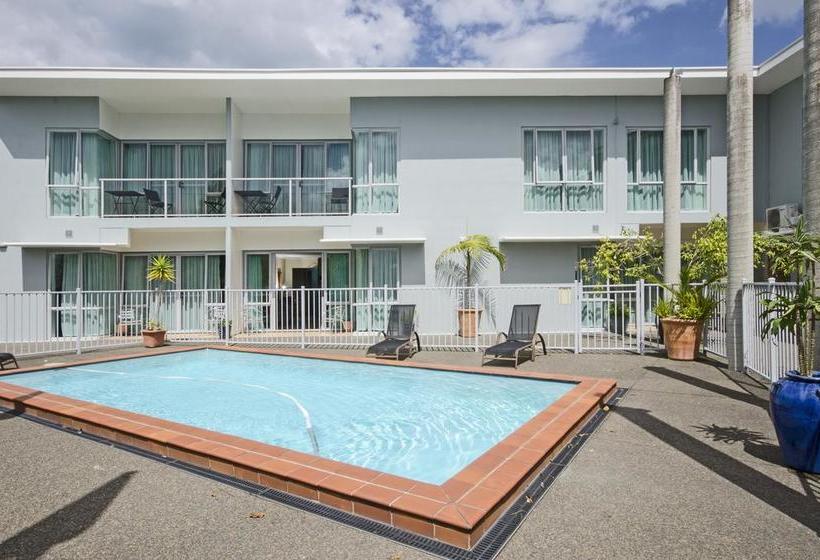 Hotel Aristotles North Shore 8