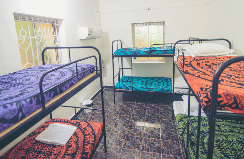 Roadhouse Hostels Goa 11