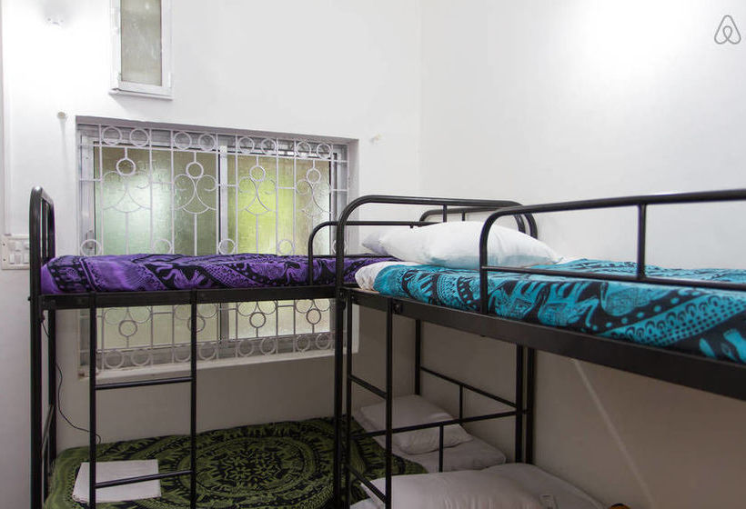 Roadhouse Hostels Goa 13