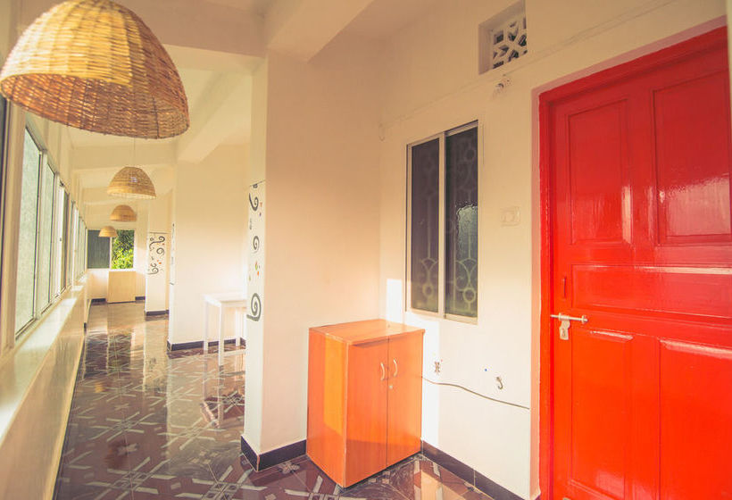 Roadhouse Hostels Goa 3