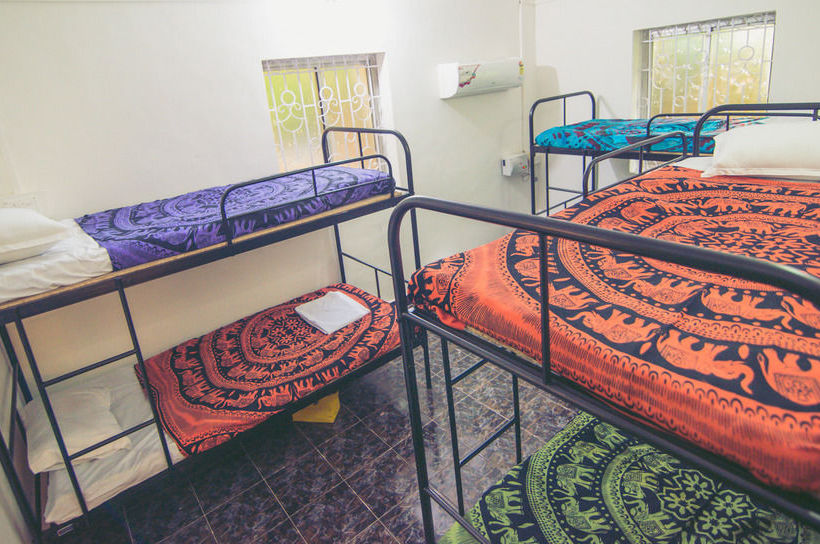 Roadhouse Hostels Goa 8