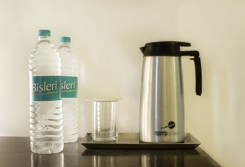 Hotel Treebo Four Sight 12