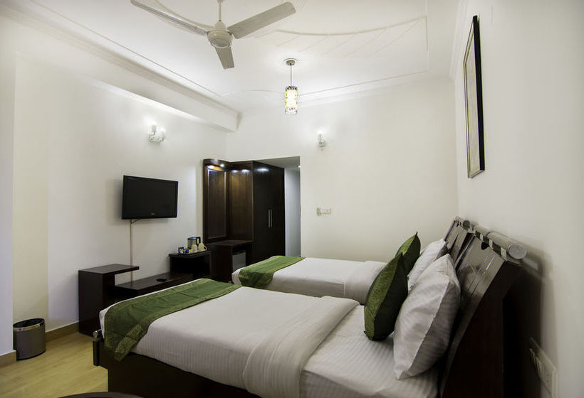 Hotel Treebo Four Sight 13