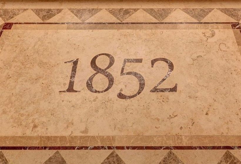 Boutique Hotel 1852 20