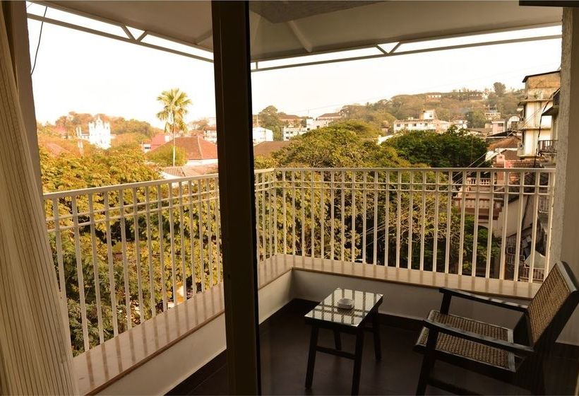 Hotel Treehouse Neptune 12