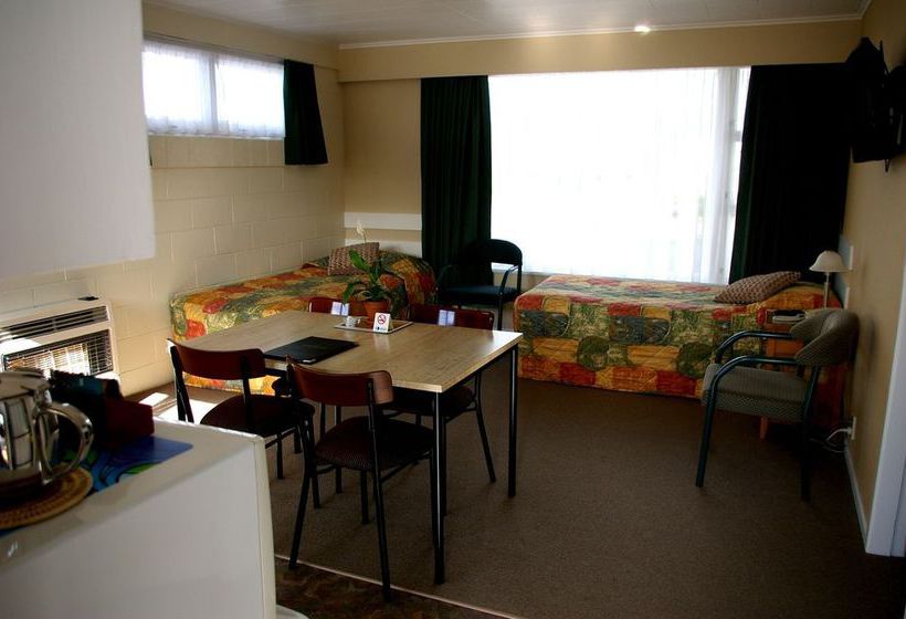 Totara Lodge Motel 9