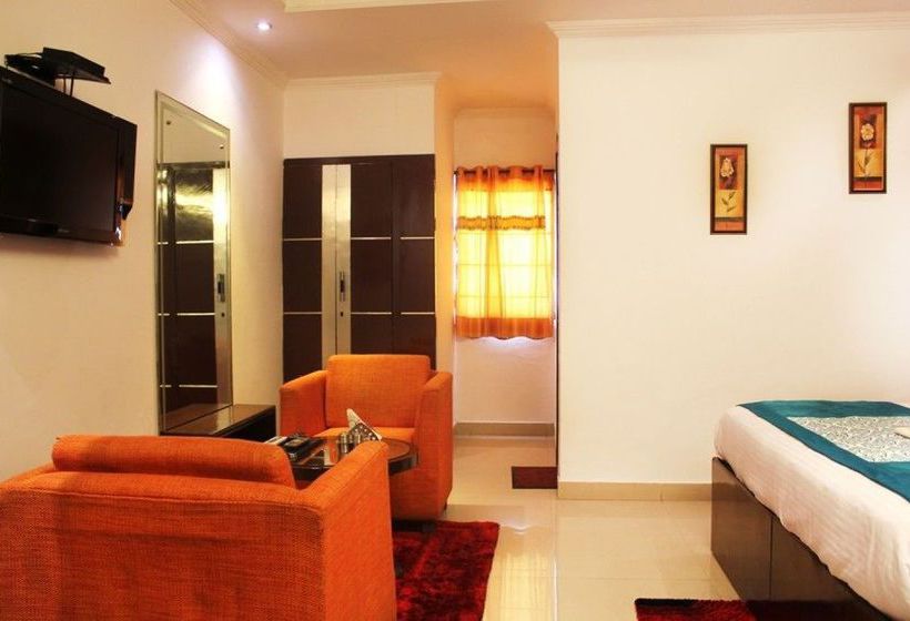 Hotel Oyo Premium Near Fortis Faridabad 1