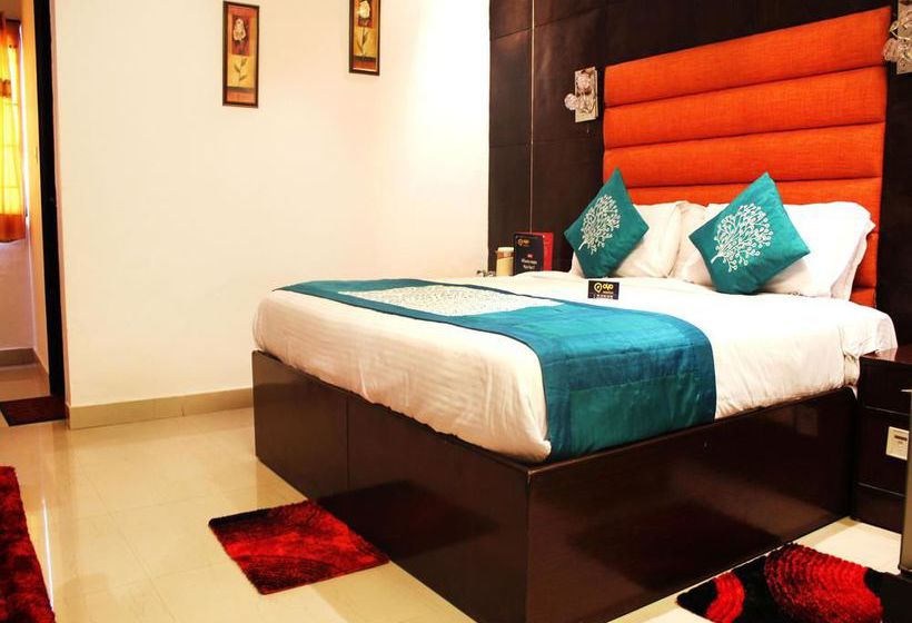 Hotel Oyo Premium Near Fortis Faridabad 11