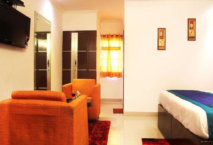 Hotel Oyo Premium Near Fortis Faridabad 18