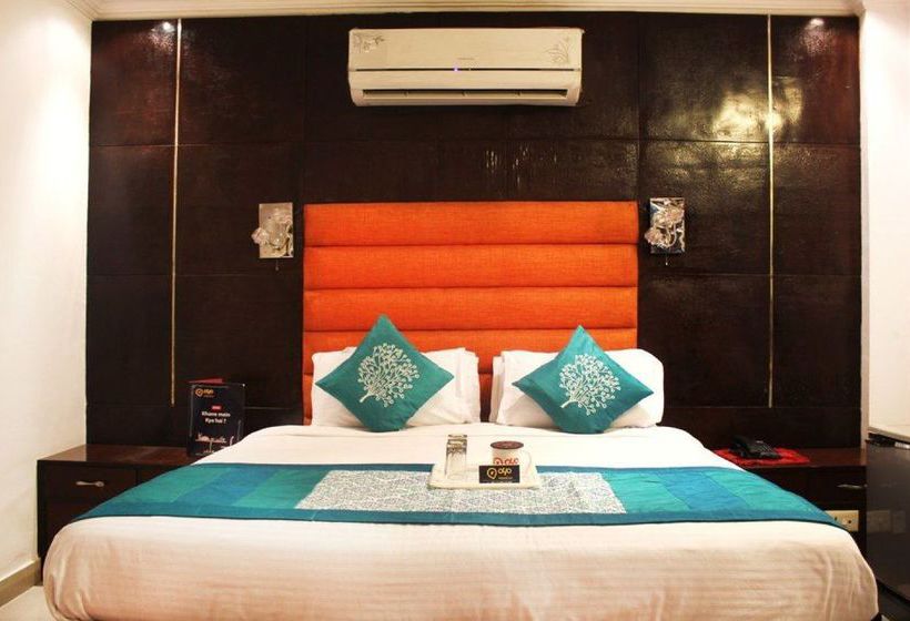 Hotel Oyo Premium Near Fortis Faridabad 2