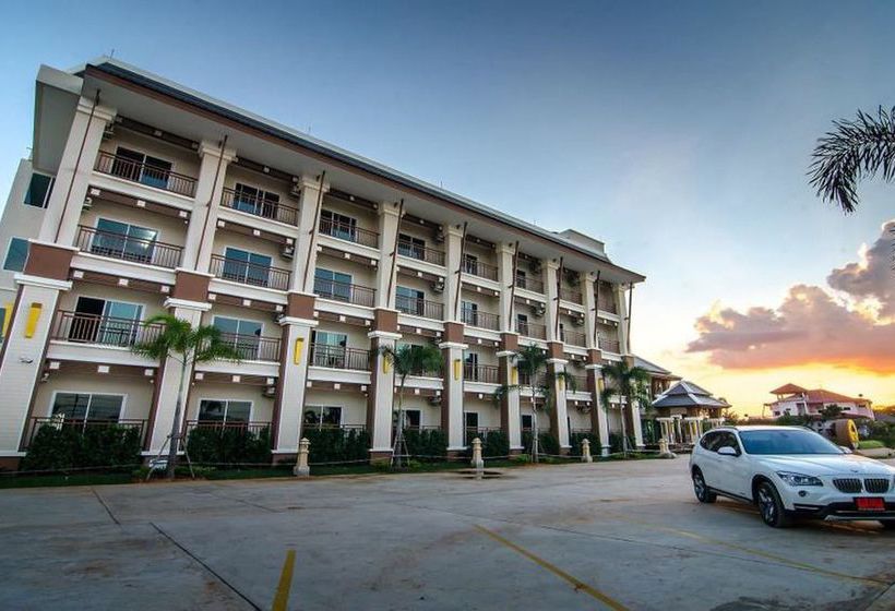 The Lake Hotel Khon Kaen 17