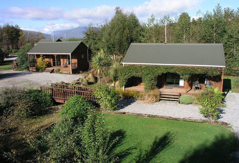 Lake Brunner Country Motel 13