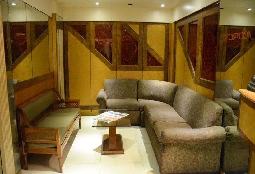 Hotel Oyo Rooms Akurdi Pune 10