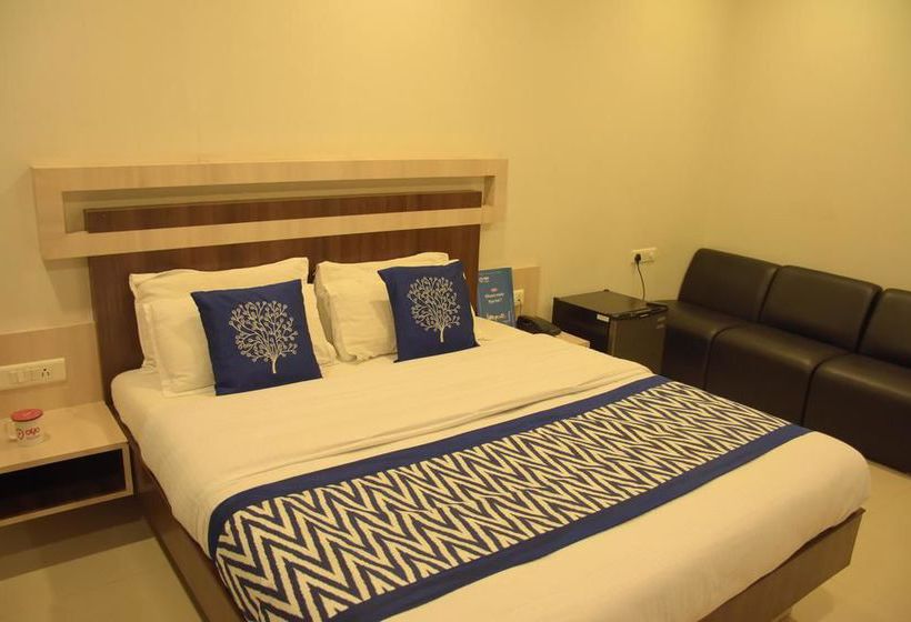 Hotel Oyo Rooms Near Station Gulambaba Road 2 8