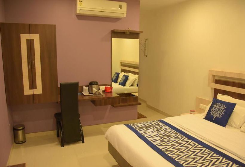 Hotel Oyo Rooms Near Station Gulambaba Road 2 9