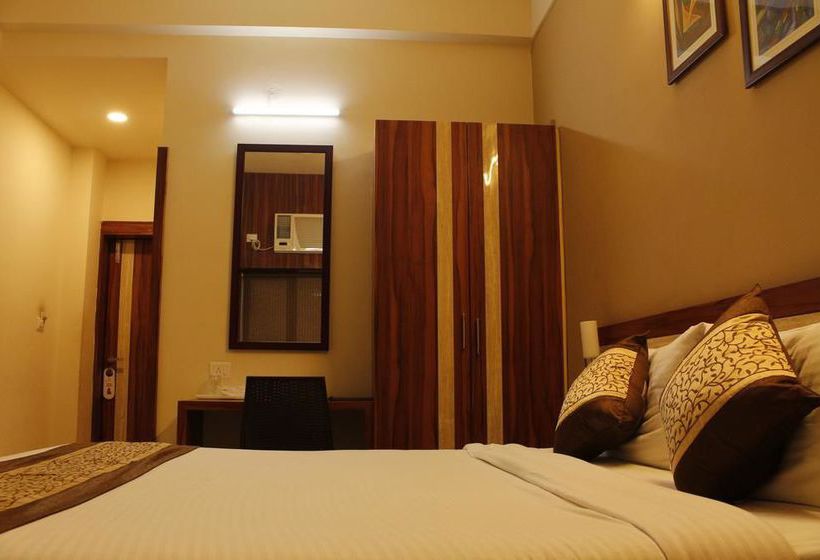 Hotel Oyo Premium Old Station Rd Bhubaneswar 4 10