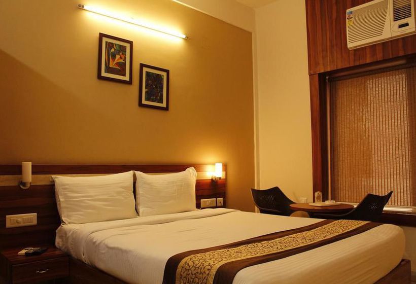 Hotel Oyo Premium Old Station Rd Bhubaneswar 4 11