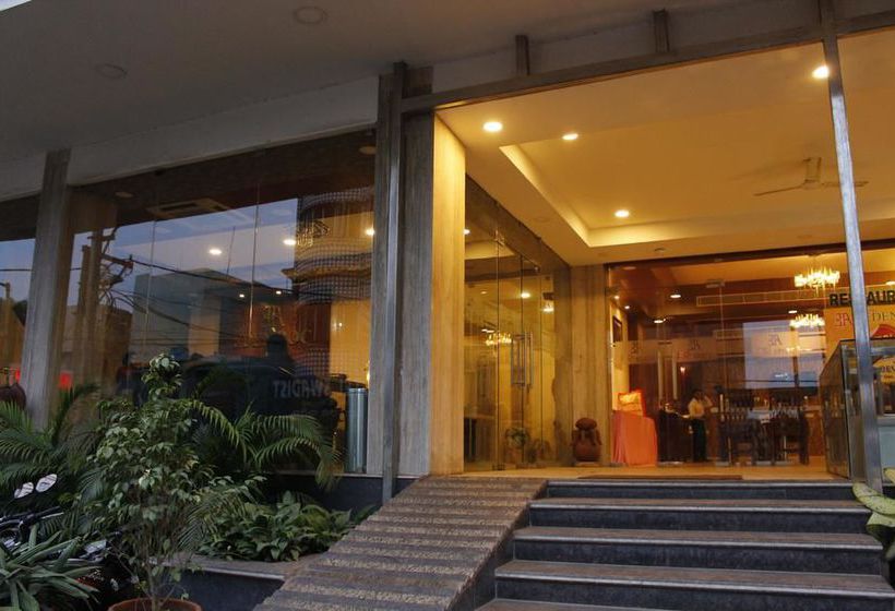 Hotel Oyo Premium Old Station Rd Bhubaneswar 4 14