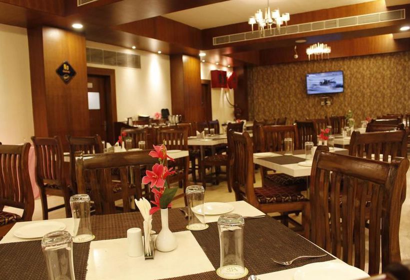 Hotel Oyo Premium Old Station Rd Bhubaneswar 4 2