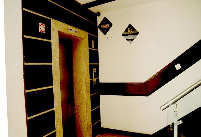 Hotel Oyo Premium Football Chowk 1