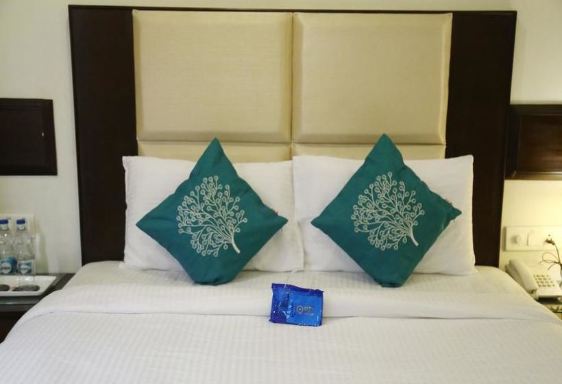 Hotel Oyo Premium Football Chowk 19