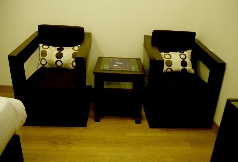 Hotel Oyo Premium Football Chowk 2