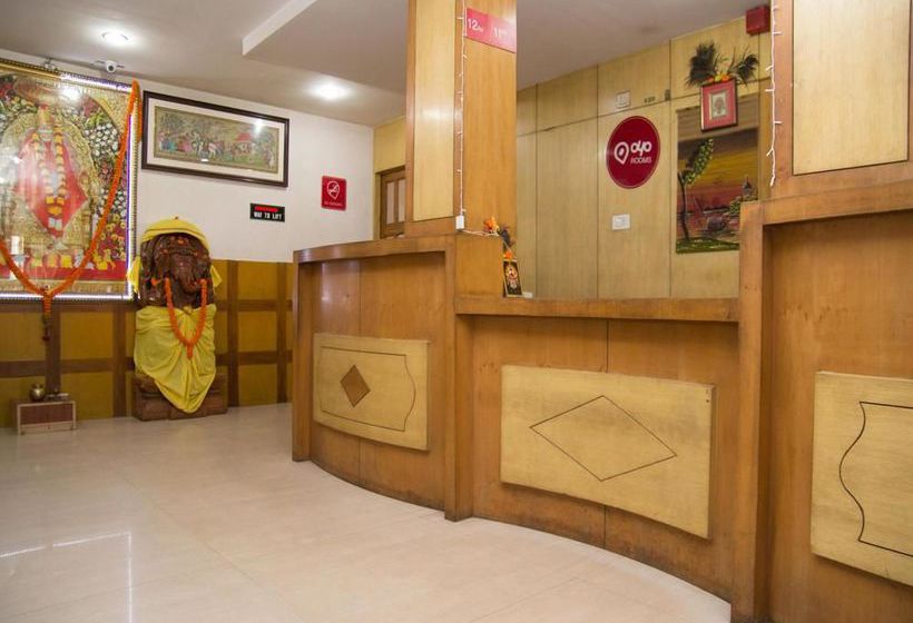 Hotel Oyo Rooms Old Station Road 2 13