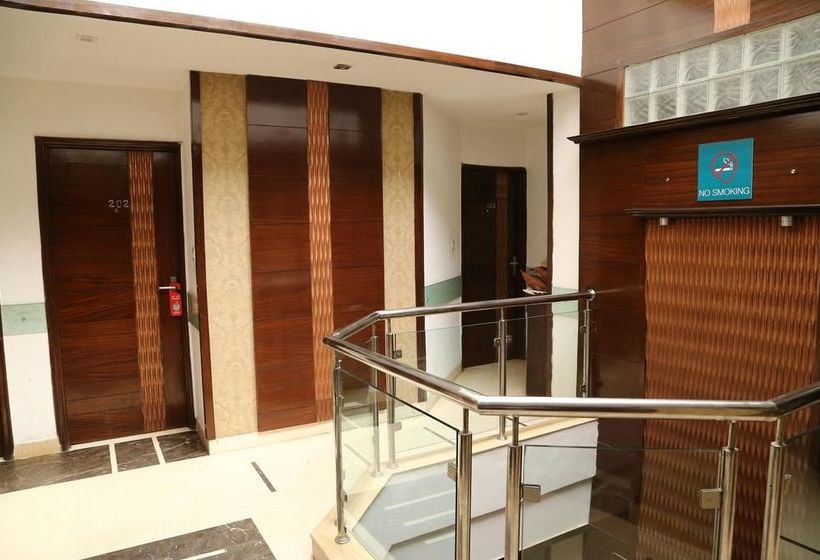 Hotel Oyo Rooms Sector 35 C Chandigarh 1