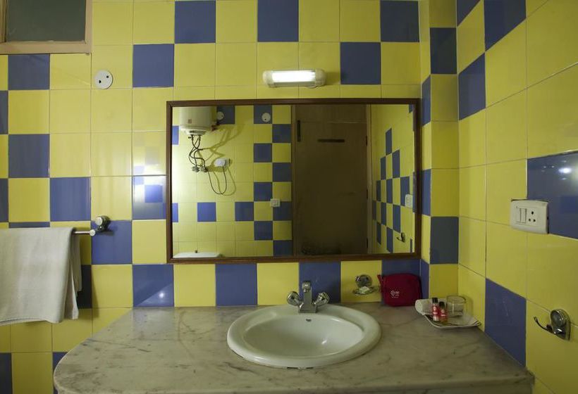 Hotel Oyo Premium Iffco Metro 1