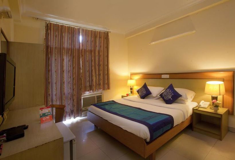 Hotel Oyo Premium Iffco Metro 12