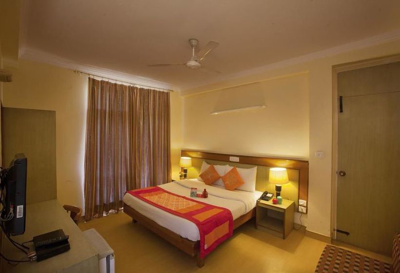 Hotel Oyo Premium Iffco Metro 6