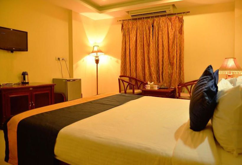 Hotel Oyo Premium Ameerpet 10