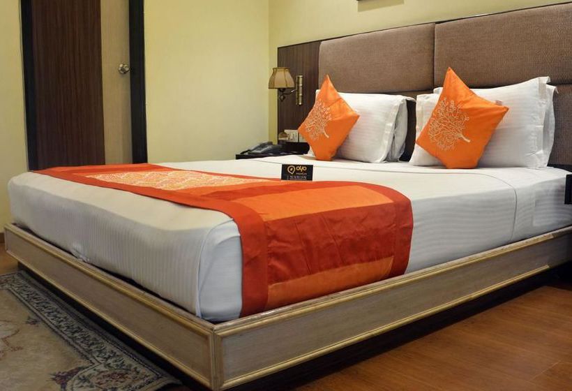 Hotel Oyo Premium Raheja Atlantis 10