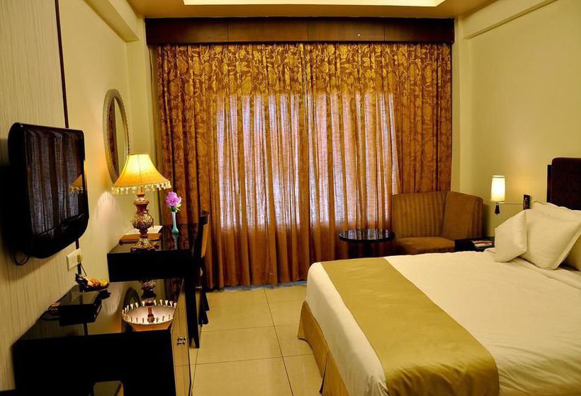 Hotel Oyo Premium Ring Road Cuttack 1