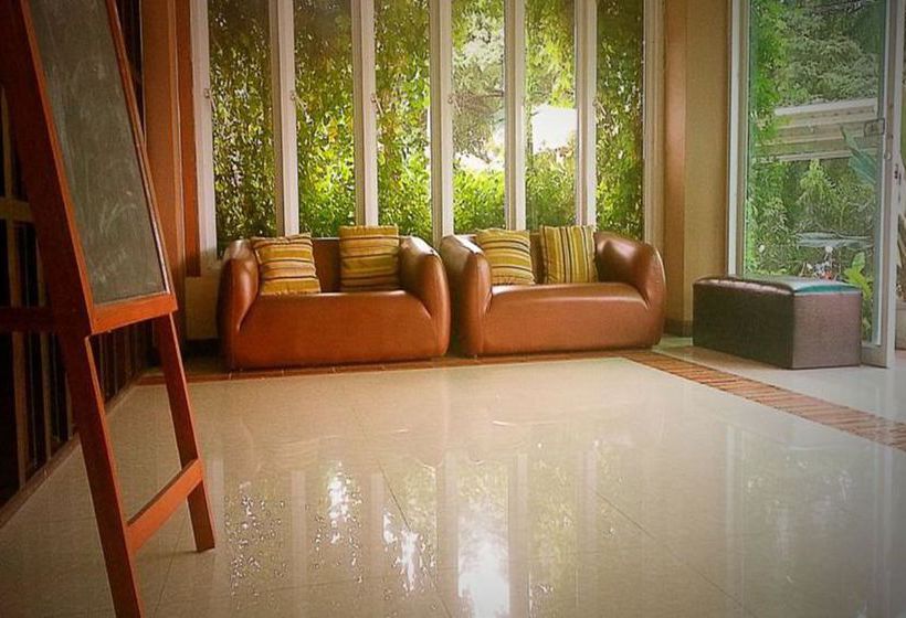 Hotel Le' Luxe Residence 14