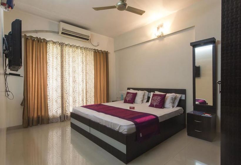 Hotel Oyo Apartments Ghansoli Station 1