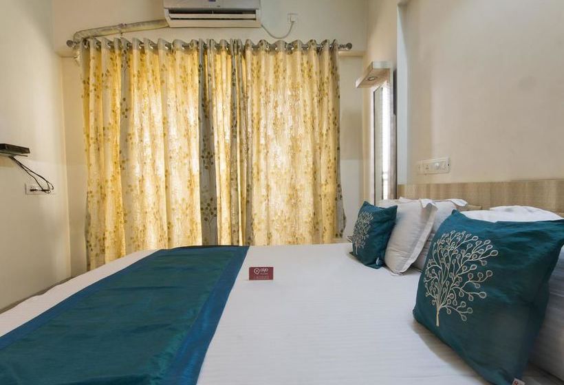 Hotel Oyo Apartments Ghansoli Station 12