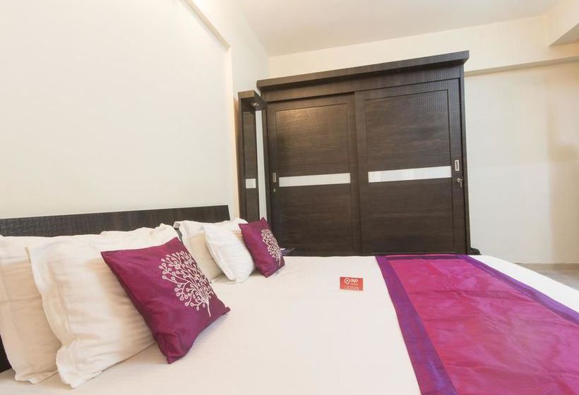 Hotel Oyo Apartments Ghansoli Station 2