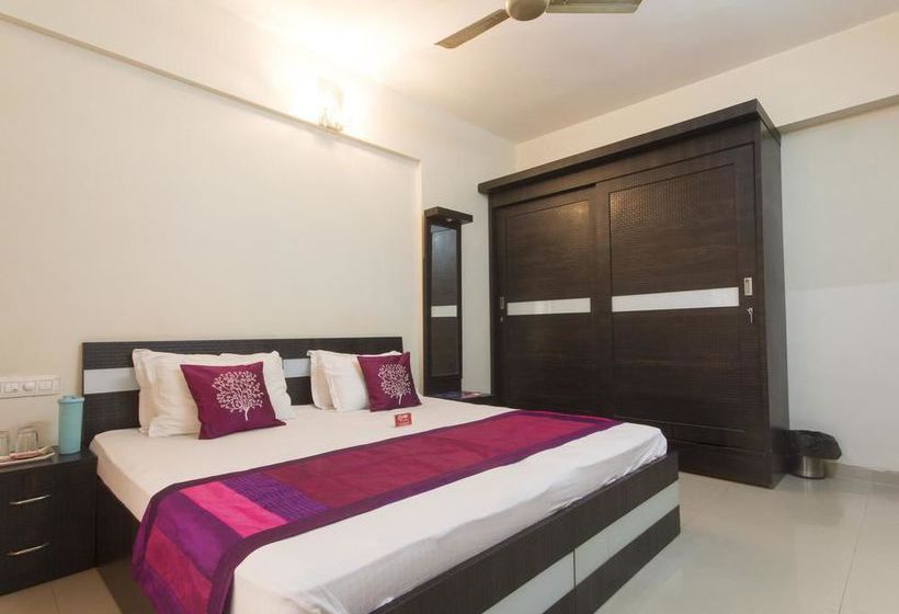 Hotel Oyo Apartments Ghansoli Station 5