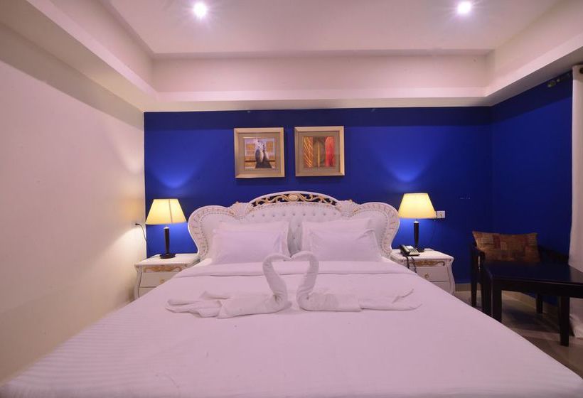 Seasons Hotels & Resorts 5