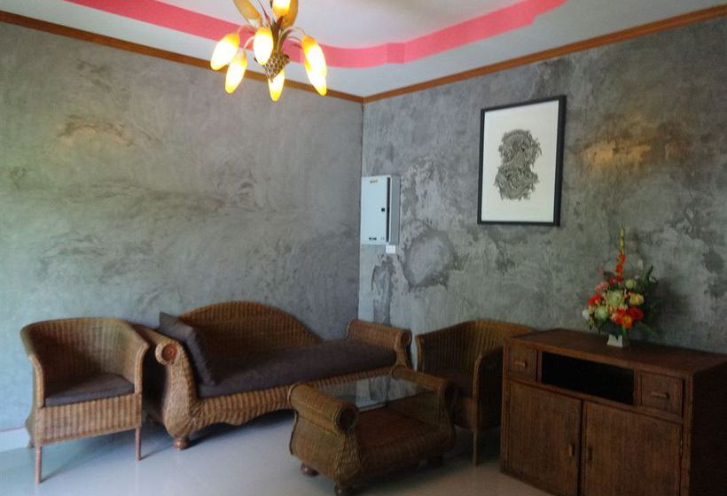 Phatchara Boutique Hotel 18