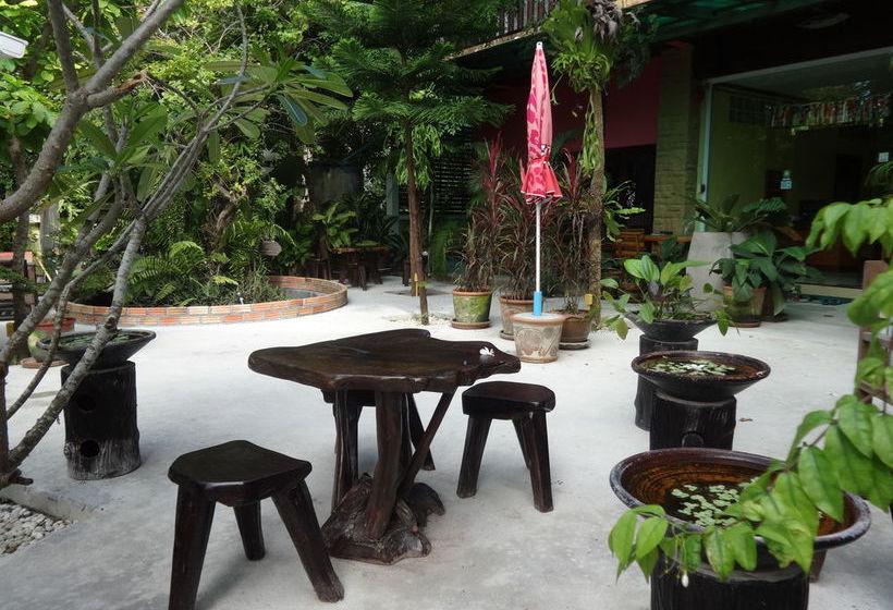 Phatchara Boutique Hotel 19